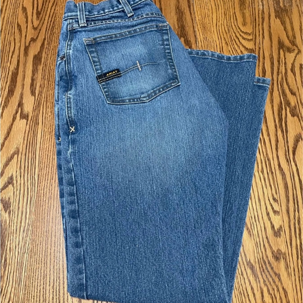 Ariat Men's Relaxed Fit Blue Jeans